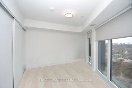 575 Bloor Street E #1703 - Photo 4