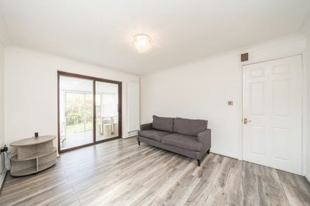 Beaumont Place, TW7, London - Photo 3