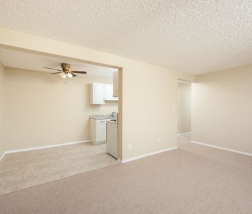 Fernwood Apartments - Photo 1