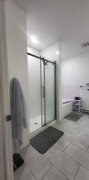 4 1/2 Haut de duplex - Photo 1