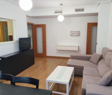 Piso de alquiler en Calle Aceituneras, 4, Camas - Photo 4