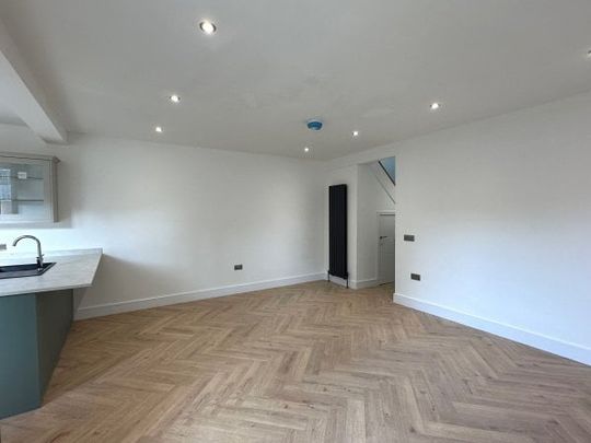 Lorraine, Greenhithe Terrace, Rumford... - Photo 1