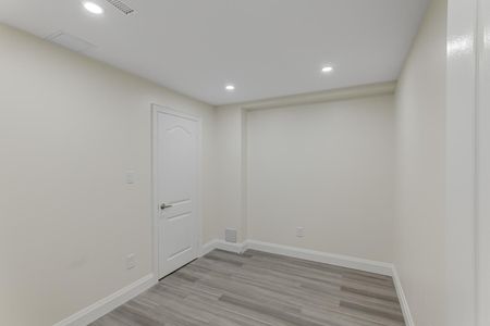 For Lease - 98 Waterbridge Way, Toronto, Ontario - Photo 2
