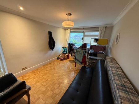 2 bedroom maisonette to rent - Photo 2