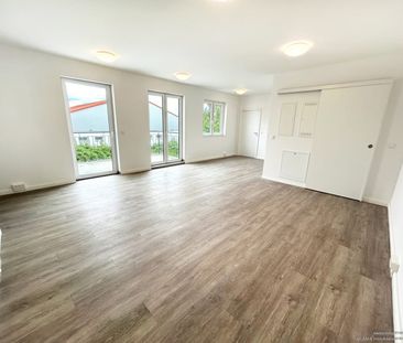 Moderne 2-Zimmer Neubauwohnung mit Balkon und gehobener Ausstattung - Foto 1