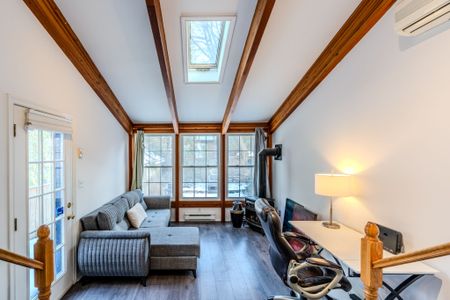 For Lease - 47 Maxwell Avenue Unit# MainSecondFloors, Toronto, Ontario - Photo 4