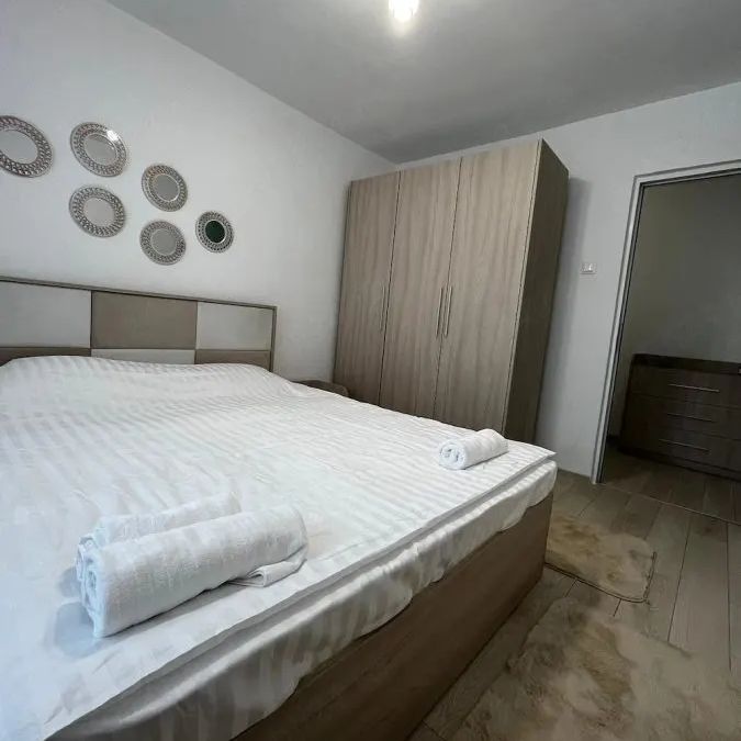 Apartament 3 camere, decomandat, 80mp - Selgros Cug - 590€ - Fotografie 1