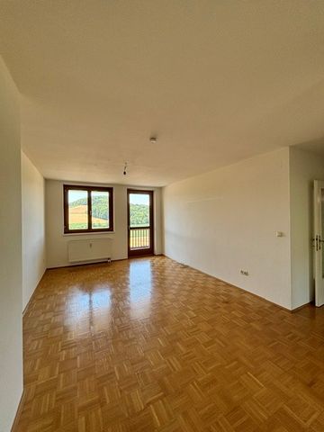GARTENWOHNUNG mit 3 Zimmern und GRATIS-Küche zu vermieten - Photo 2