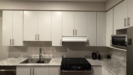 For Lease - 308 Livery Street, Kanata, Ontario - Photo 3