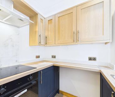 1 bedroom ground floor flat to rent - Photo 5