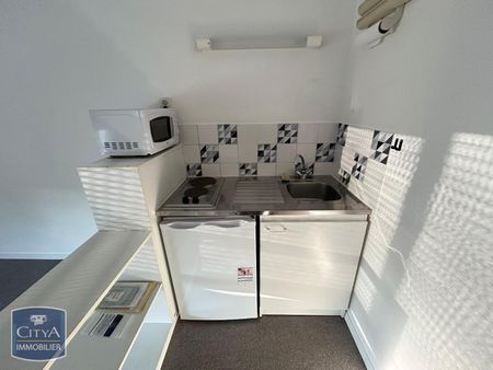 Location Appartement 1 pièce 27m² LE MANS 72000 - Photo 3