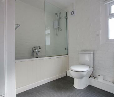 1 bedroom cottage to rent - Photo 2