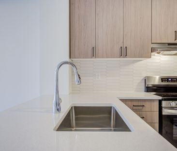 For Lease - 118 Azure Drive, Markham, Ontario - Photo 2