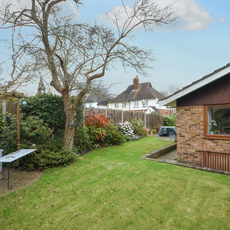 Lewis Close - Photo 1