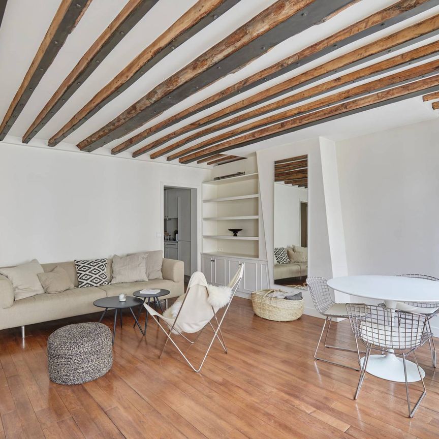 Location appartement, Paris 7ème (75007), 2 pièces, 50.72 m², ref 85317153 - Photo 1