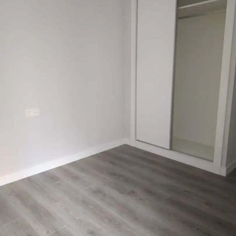 Piso de alquiler en Carrer de Manolo Taberner, Nou Moles - Photo 1