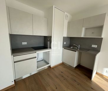 A louer Appartement Orvault 2 pièce(s) 41.34 m2 - Balcon et place d... - Photo 3