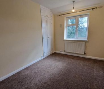 3 bedroom end of terrace house to rent - Photo 1