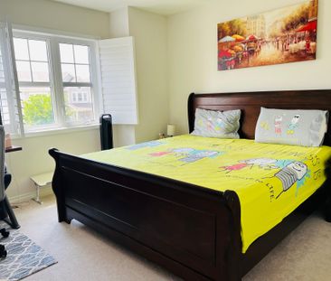 For Lease - 212 Spring Creek Drive, Hamilton, Ontario - Photo 1