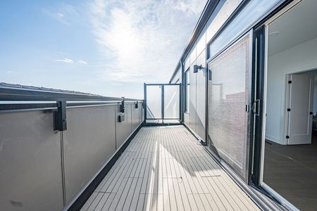 For Lease - 55 Lou Parsons Way Unit# 93, Mississauga, Ontario - Photo 3