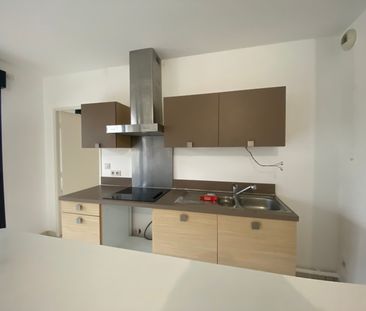 Location Appartement 2 pièces 47m² ORLEANS 45000 - Photo 3