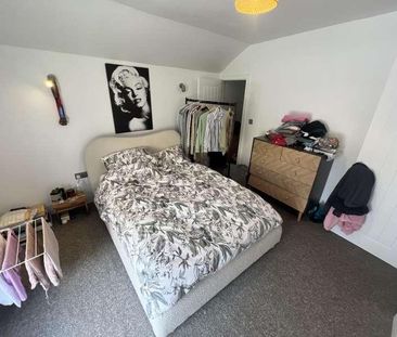 High Street, Chesham, HP5 - Photo 4