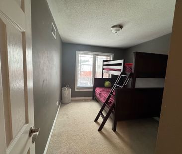 For Lease - 247 HUNTERBROOK Street, Kanata, Ontario - Photo 6