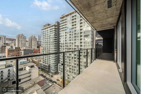 MC121 - Loft Centre-Ville, Montreal - Photo 2