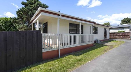 Perfectly Positioned in Prime Pukete - Photo 3