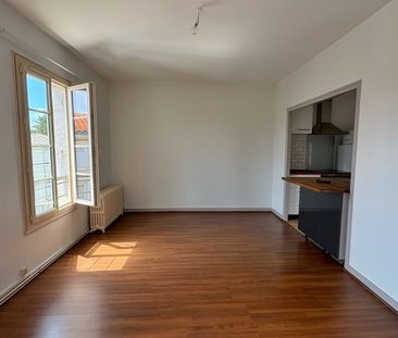 Location Appartement 3 pièces 49m² NIORT 79000 - Photo 6