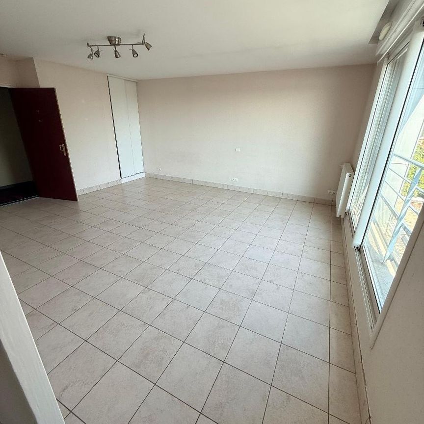 Location Appartement 1 pièce 37m² DOUAI 59500 - Photo 1