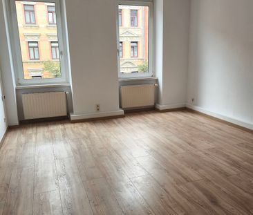 TOP SINGLEWOHNUNG! 2-Zimmer Wohnung mit Balkon, Bad m. Fenster u. W... - Photo 1