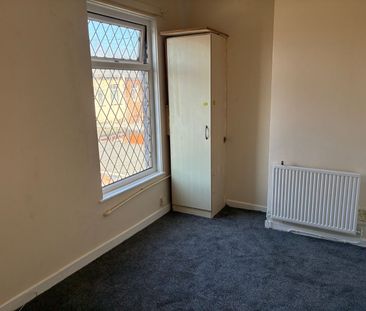 2 Bed Terraced House, Dalbeattie Street, M9 - Photo 2
