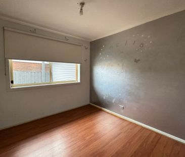 Charming Family Home in Meadow Heights - Photo 4