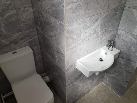 2 Bed Flat, Tremona Court, SO16 - Photo 5