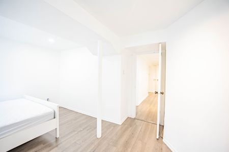 For Lease - 235 Pleasant Avenue Unit# Basement, Toronto, Ontario - Photo 2