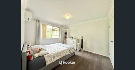 Tranquil Family Living in a Private, Green, and Convenient Enclave - Photo 4