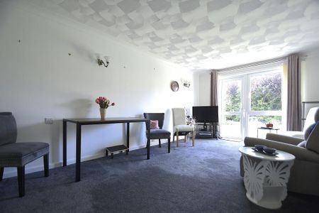 1 bedroom ground floor flat to rent - Photo 5