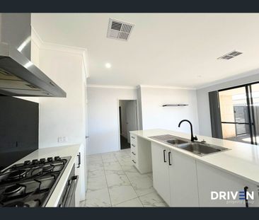 7 Dunlin Road, Banksia Grove, WA 6031 - Photo 6
