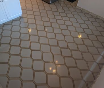 For Lease - 11 Enclave Mews, Toronto, Ontario - Photo 2