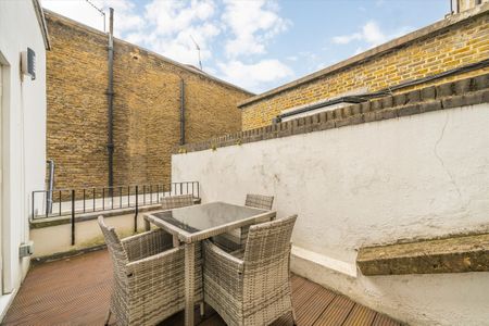 Wickham Court, South Kensington, SW7, London - Photo 3