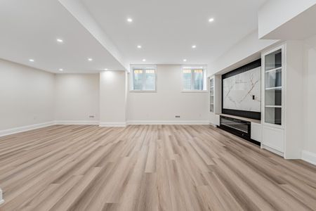 For Lease - 368 Weighton Drive, Oakville, Ontario - Photo 3