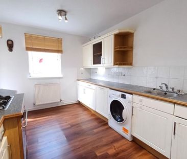 2 bed flat for rent in Roseburn - Photo 2