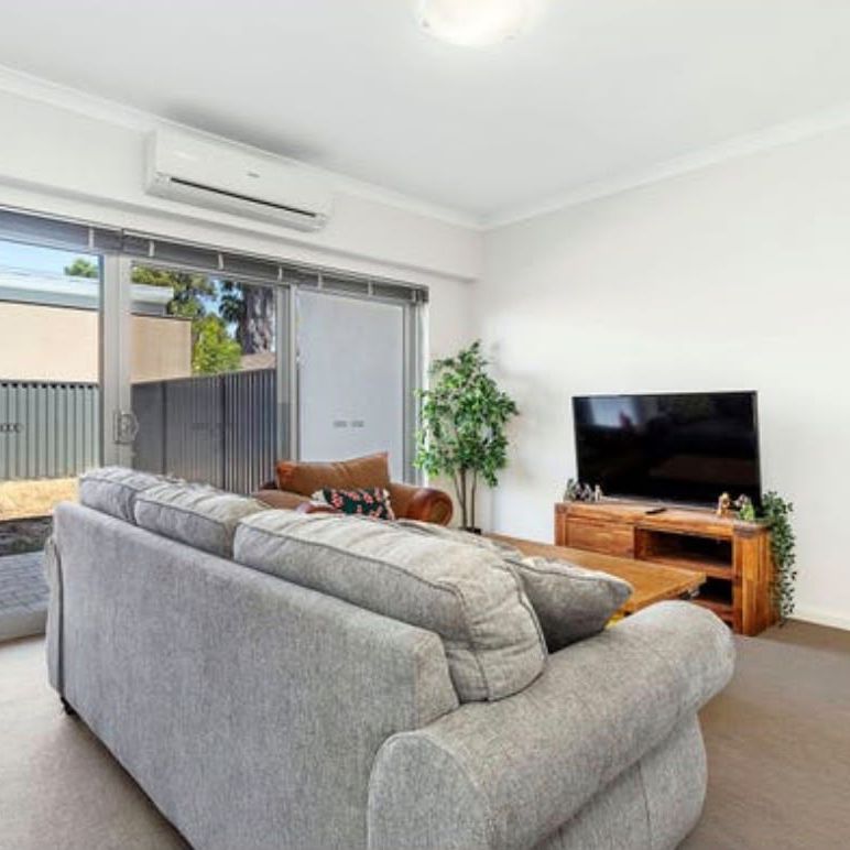 Top Locale. Walk to Everything! Ultra-convenient life style - Photo 1