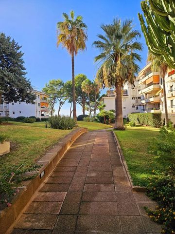 2 Carrer Garcilaso de la Vega, Calvià, Balearic Islands 07181 - Photo 2