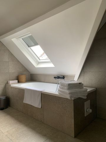 Appartement te huur: Nieuw-Loosdrechtsedijk 108 1231 LB Loosdrecht - Photo 2