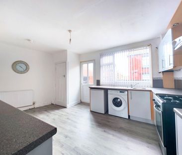 3 Bed End Terrace, Ivy Street, LS9 - Photo 6