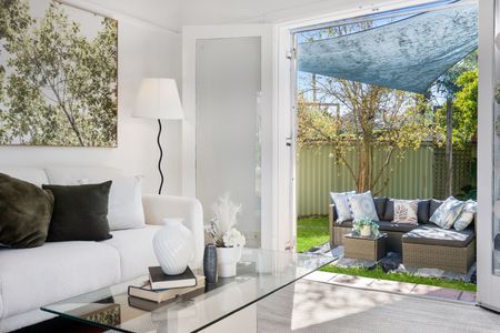A Perfect Family Haven In The Heart Of Belmore! - Photo 4