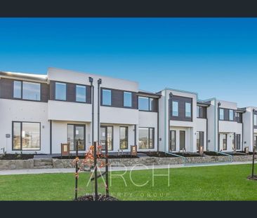 Townhouse opposite the park! - Photo 6