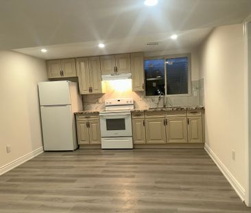 For Lease - 11 Pine Landing Trail Unit# Basement, Brampton, Ontario - Photo 4